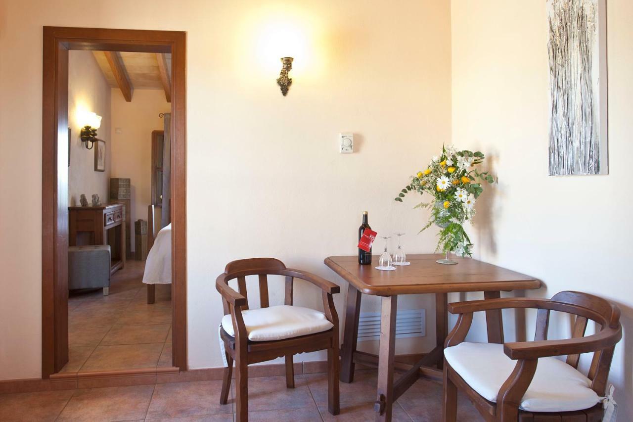Agroturismo Es Quatre Cantons Binissalem Zewnętrze zdjęcie